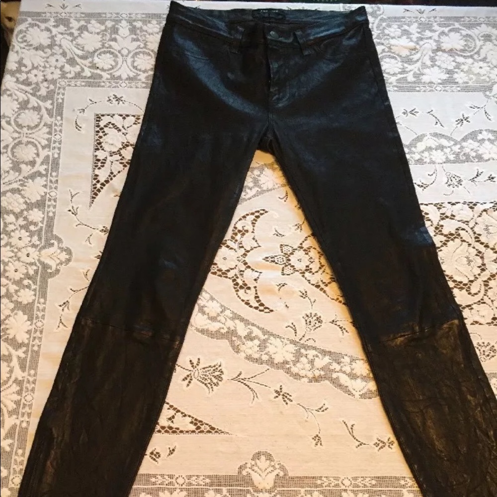 $995 J Brand Lambskin skinny Leather ankle Zip 28